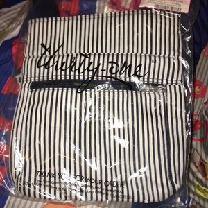 Thirty one shoulder bag